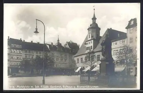 AK Jena, Marktplatz mit Johann Friedrich Denkmal, Rathaus und Bismarckbrunnen