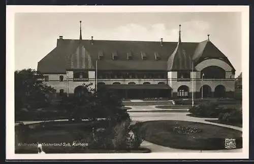 AK Westerland a. Sylt, Platzansicht vor dem Kurhaus