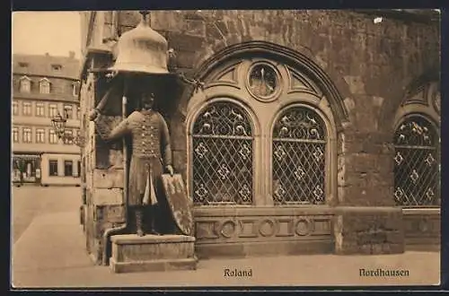 AK Nordhausen, Roland-Statue mit Wappen