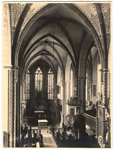 Fotografie unbekannter Fotograf, Ansicht Helmstedt, Kirche St. Stephanie, Blick zum Altar