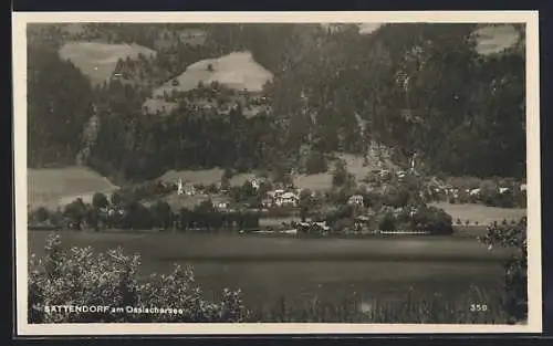 AK Sattendorf am Ossiachersee, Ortsansicht über den See