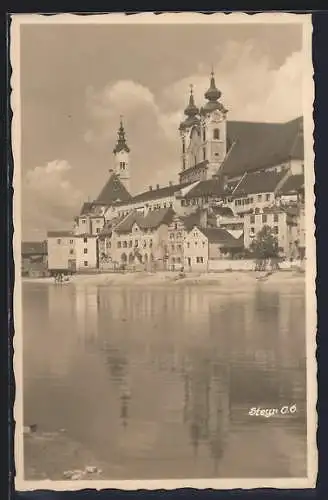 AK Steyr /O.-Ö., Teilansicht über das Wasser