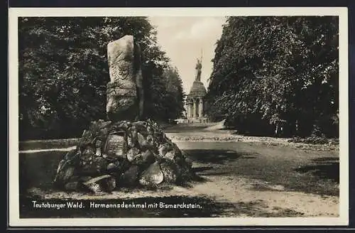 AK Detmold, Bismarckstein mit Blick zum Hermanns-Denkmal