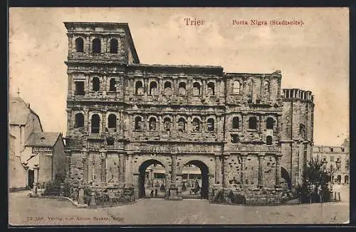 AK Trier, Stadtseite der Porta Nigra