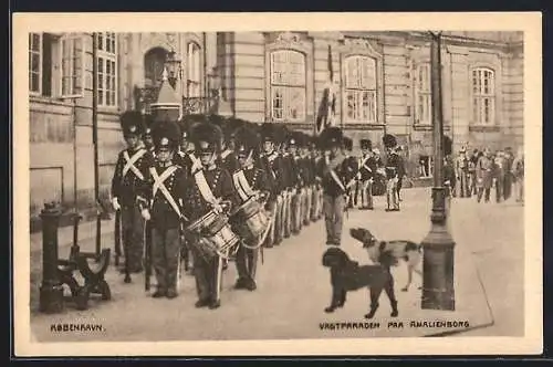 AK Kobenhavn, Vagtparade paa Amalienborg