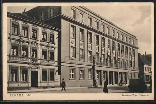 AK Hamm i. W., Neues Stadthaus mit Passanten und Apotheke