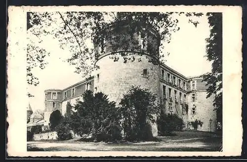 AK Beauraing, Ruines du Chateau feodal