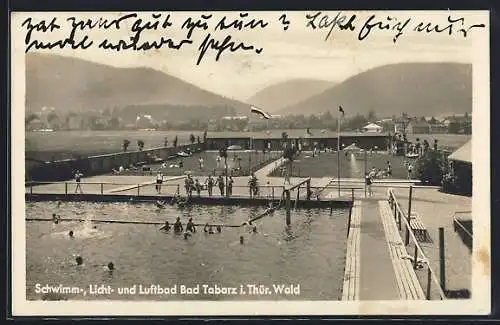 AK Bad Tabarz i. Thür. Wald, Schwimm-, Licht- und Luftbad mit Badegästen