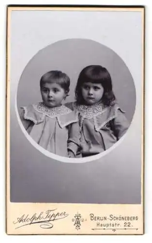 Fotografie Adolph Tepper, Berlin-Schöneberg, Hauptstr. 22, Therese und Albert als Kinder