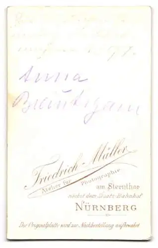 Fotografie Friedrich Müller, Nürnberg, am Sterntor, Anna Bräutigam mit Halskette