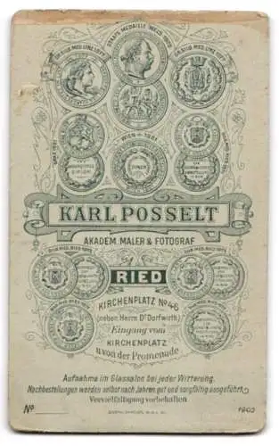 Fotografie Karl Posselt, Ried, Kirchenplatz 46, Junger Mann in Anzug und Krawatte