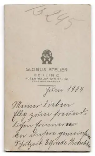 Fotografie Globus Atelier, Berlin, Rosenthaler Str. 27 /32, Elfriede Pretschker im Porträt