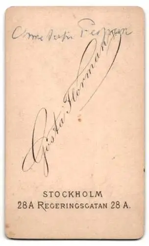 Fotografie Gösta Florman, Stockholm, Regeringsgatan 28A, Porträt einer jungen Frau