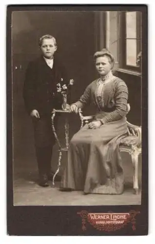 Fotografie Werner Lindhe, Lidköping, Nya Stadens Torg, Hjalmar und Gertrud im Porträt