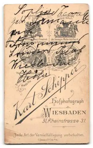 Fotografie Karl Schipper, Wiesbaden, Rheinstrasse 31, Sophie im Porträt