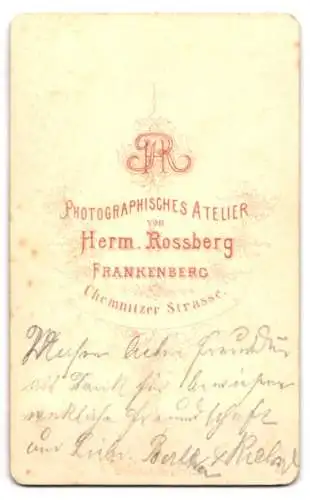 Fotografie Herm. Rossberg, Frankenberg, Chemnitzer Strasse, Porträt eines Kleinkinds