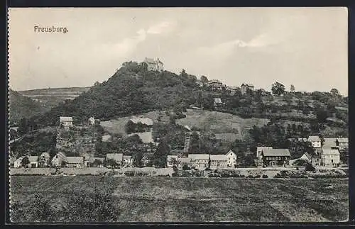 AK Freusburg, Ortsansicht mit Blick auf die Burg