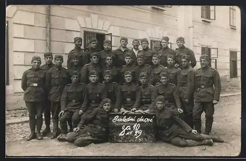 Foto-AK Prachatice, Posledni dnove za 10 sv. 29, tschechische Soldaten in Uniform