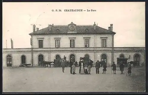 AK Chateaudun, La Gare