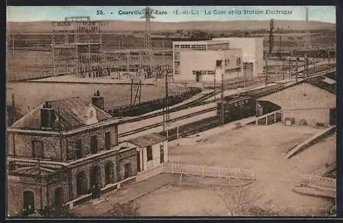 AK Courville-sur-Eure, La Gare et la Statiom Electrique