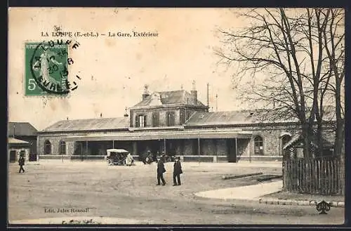 AK La Loupe, La Gare, Extèrieur