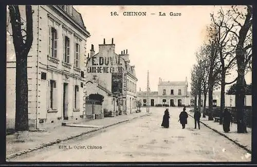 AK Chinon, La Gare