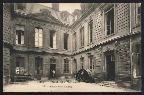 AK Paris, Hotel des Monnaies, Ancien Hôtel Laverdy, Prägeanstalt, Innenhof