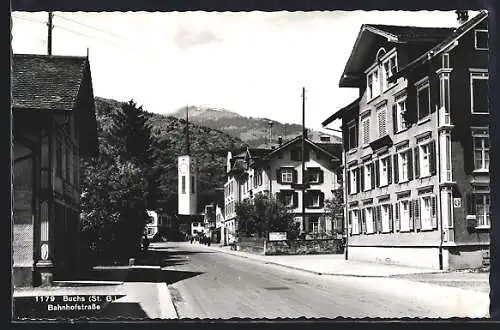 AK Buchs, Bahnhofstrasse mit Blick zur Kirche