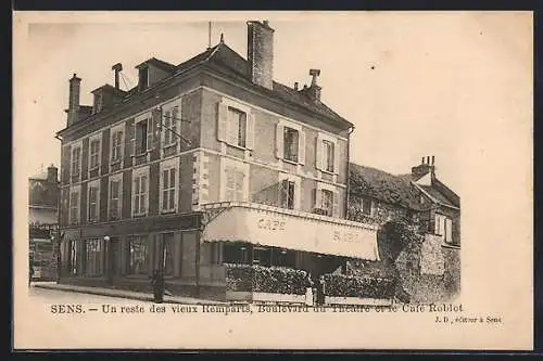 AK Sens, Un reste des vieux Remparts, Boulevard du Theatre et le Cafe Roblot