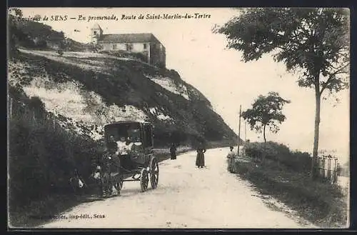 AK Sens, En Promenade, Route de Saint Martin du Tertre