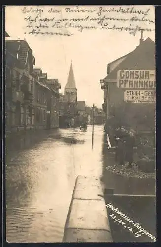 Foto-AK Gaggenau, Hochwasser 1919, Überflutete Strasse am Schuhgeschäft von Karl Schmitt