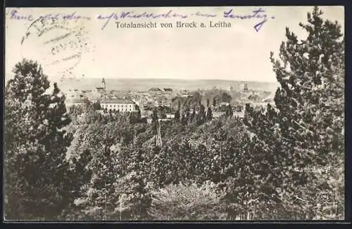 AK Bruck a. d. Leitha, Totalansicht mit Blick auf die Kirche