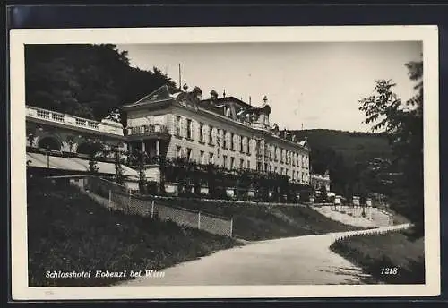 AK Wien, Schlosshotel Kobenzl von der Strasse aus