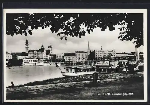 AK Linz, Landungsplatz mit Dampfer