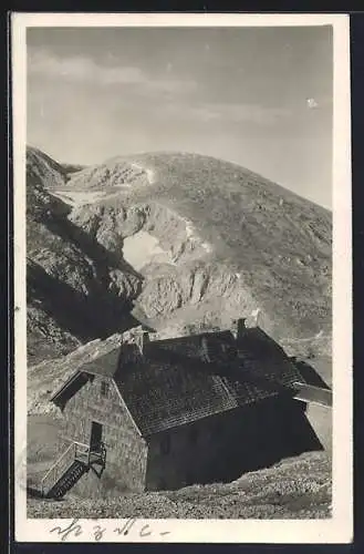 AK Schiesstlhaus am Hochschwab, Berghütte im Sonnenschein