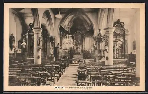 AK Berzee, Intérieur de l`Eglise