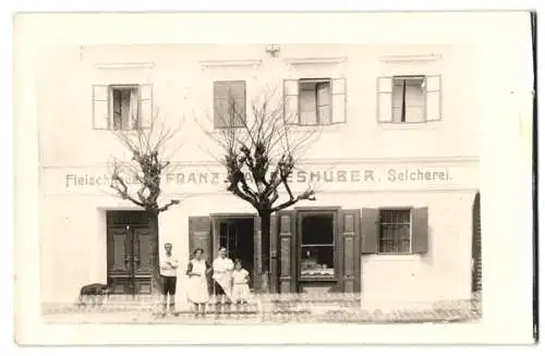 14 Fotografien Ansicht Wien, Gasthäuser, Kneipen, Wiener Typen, Wohn - & Geschäftshäuser, Festzug uvm.