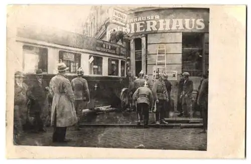 10 Fotografien Ansicht Wien, Gasthäuser, Kneipen, Geschäfts - & Wohnhäuser, Wiener Typen, Festumzug, Feuerwehr-Einsatz