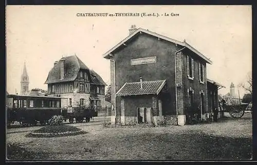 AK Chateauneuf-en-Thymerais, La Gare, Bahnhof