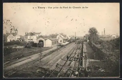 AK Toury, Vue prise du Pont du Chemin de fer