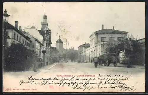 AK Schaffhausen, Bahnhofstrasse mit Pferdekarren und Strassenbahn