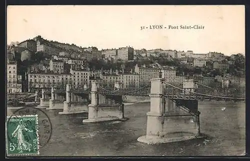 AK Lyon, Pont Saint-Clair et vue sur la colline environnante