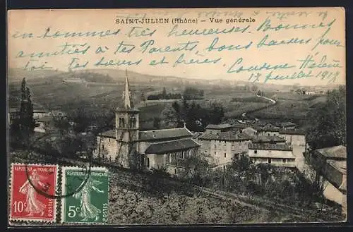 AK Saint-Julien, Vue générale du village avec église et paysage environnant