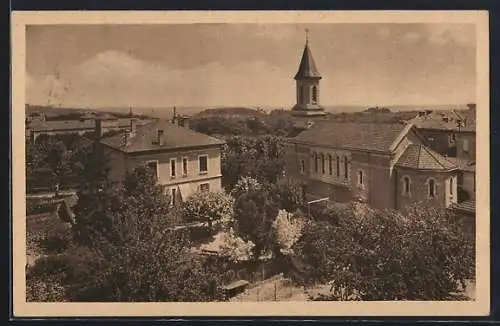 AK Saint-Genis-Laval, Hôpital Sainte-Eugénie avec vue générale du quartier