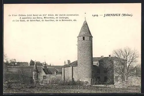 AK Jarnioux, Le Vieux Château du XIVe siècle en bel état de conservation