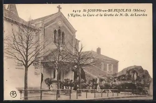 AK Saint-Joseph-en-Beaujolais, L`Église, la Cure et la Grotte de N.-D. de Lourdes