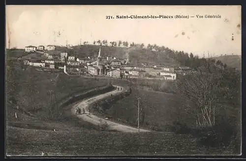 AK Saint-Clément-les-Places, Vue générale du village et des collines environnantes