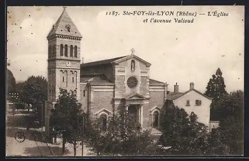 AK Sainte-Foy-lès-Lyon, L`Église et l`avenue Valioud