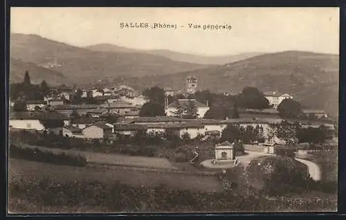 AK Salles, Vue générale du village dans le Rhône