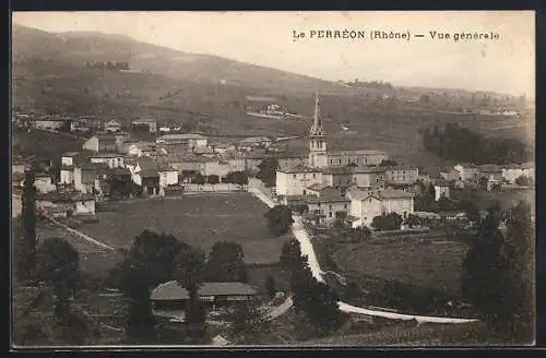 AK Le Perréon, Vue générale du village et de la campagne environnante